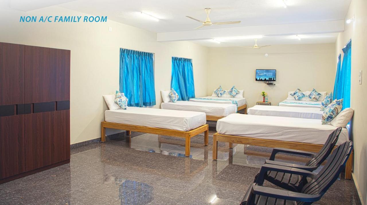 Blue Ocean Sands - On The Beach Kumta Екстериор снимка