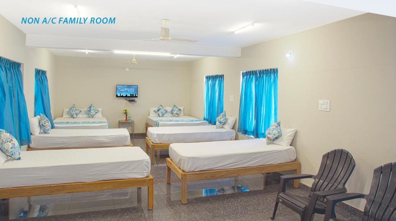 Blue Ocean Sands - On The Beach Kumta Екстериор снимка